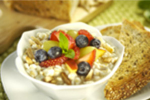 recipe Up ‘n at ‘Em Fruity Cottage Cheese