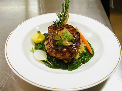Grain-fed veal cheek and sweetbreads, purée of parsley root and Maitake mushrooms, à la Mitoyen