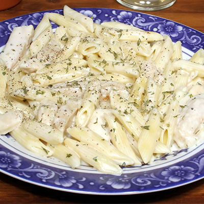 Rigatoni with Creamy Turkey Sauce